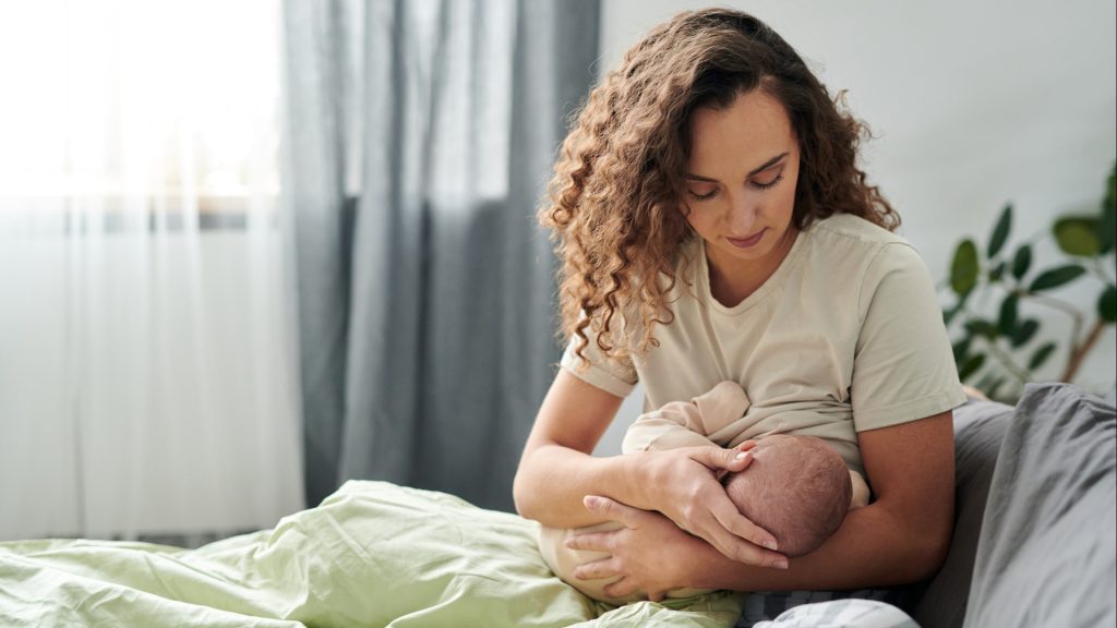 Maintain a Breastfeeding Diary